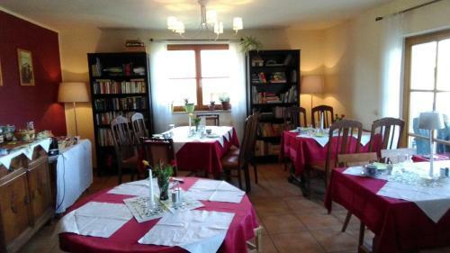 Hostal Hotel-pension "altjessen 57"