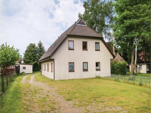 One-bedroom Apartment In Pruchten