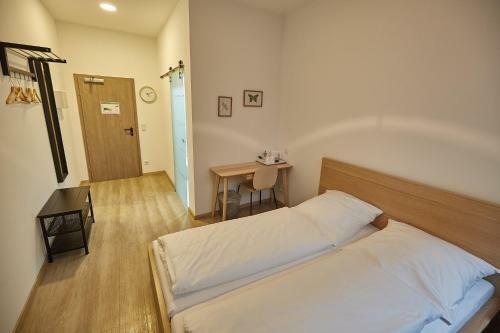 Central Studio Apartments