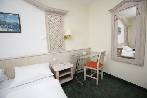Hotel Leopold