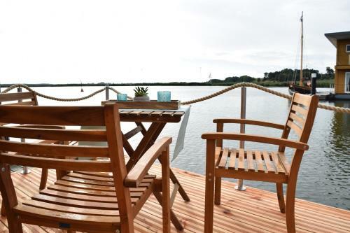 Hotel Schwimmende H�user Im Baltic Sea Resort