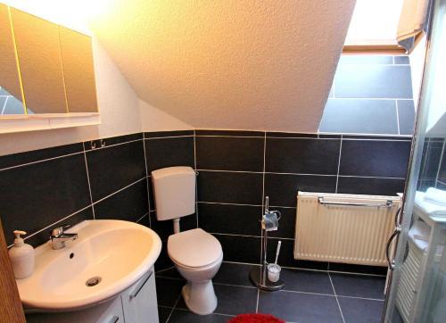 Apartamento Ferienwohnungen Kleinzerlang See 9