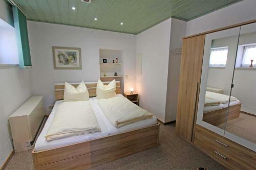 Ferienhaus Kleinzerlang See 8991