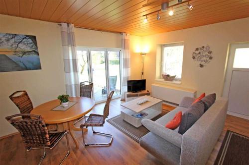 Ferienhaus Kleinzerlang See 8991