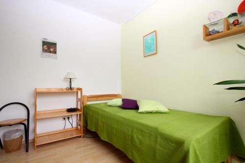 2 Private Single Rooms (5099)