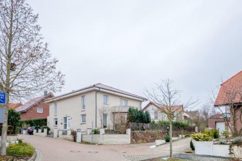 2 Private Single Rooms (5650)