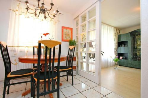 Hostal 4611 2 Private Single Rooms Laatzen