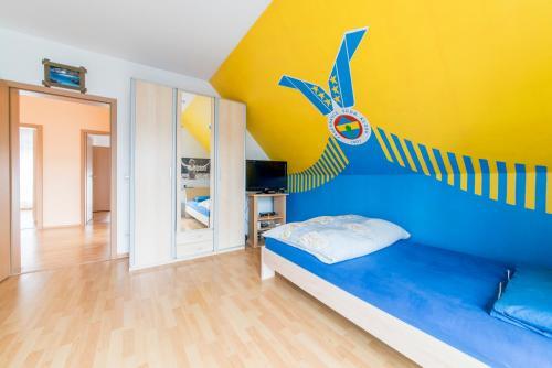 Best Private House (6557)