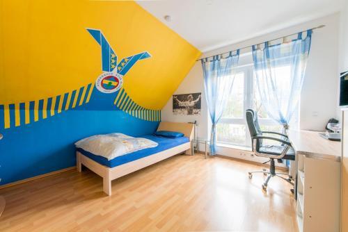 Best Private House (6557)