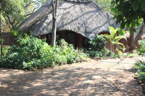 Bed & Breakfast Mosi-ua-tunya Lodge