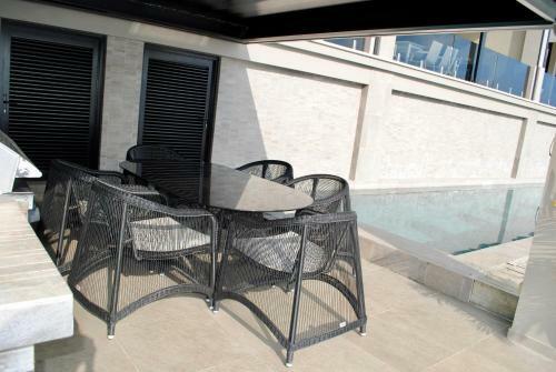 Onyx Luxury Harbour Resort Residences