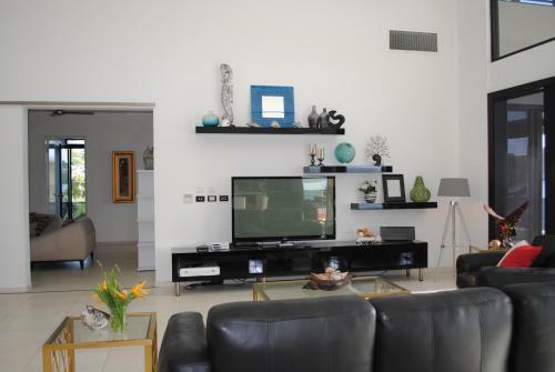 Onyx Luxury Harbour Resort Residences