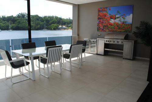 Onyx Luxury Harbour Resort Residences