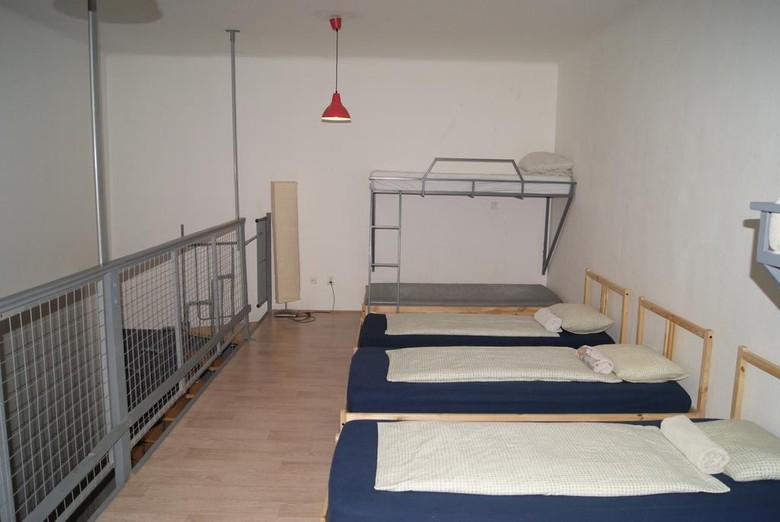 Apartamentos Happy Hostel
