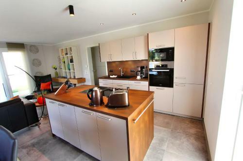 Apartamento Luxus_eg_fewo Tee One