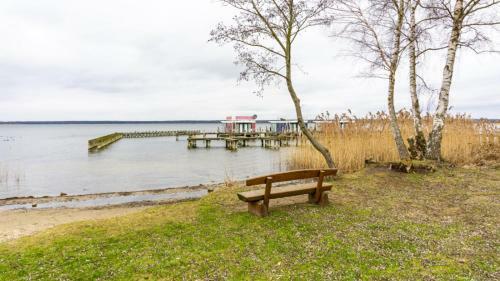 Apartamento "am Lorenweg" Land Fleesensee