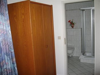 Hotel Alt-holzhausen