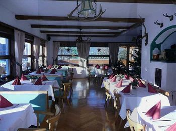 Hotel Sch�ne Aussicht Garni