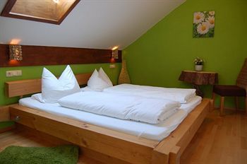 Hotel Sch�ne Aussicht Garni
