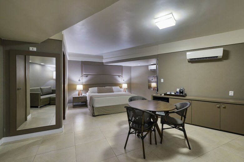 Hardman Praia Hotel