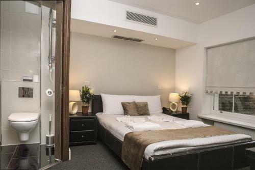 Hotel 43