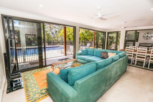 Beachside Endeavour Beachhouse Estate