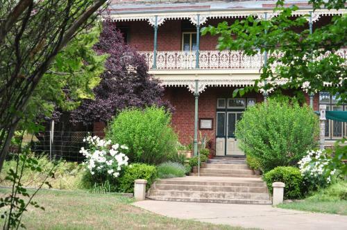 Bed & Breakfast Holmhurst Guest House