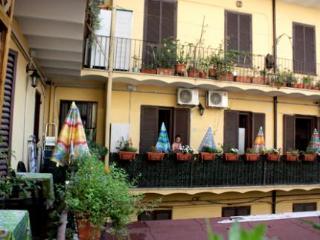 Bed & Breakfast Legends Hostel