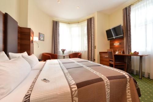 Hotel Sch�ngarten Garni