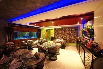 Aquarium Hotel
