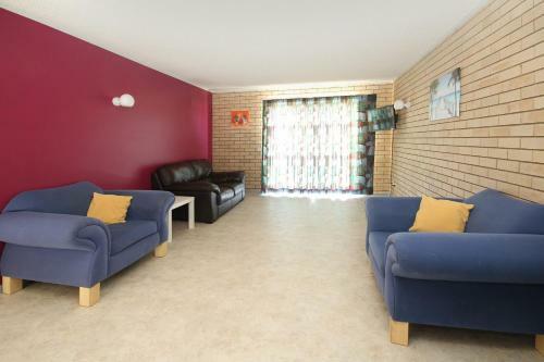 Ashwood Unit 9, - Close To The Beach -