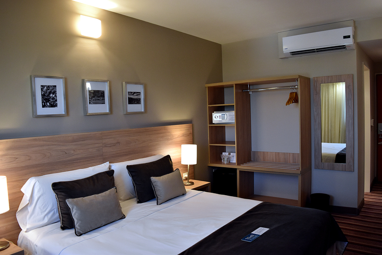 Hotel Tower Inn And Suites