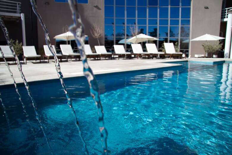Hotel Tower Inn And Suites