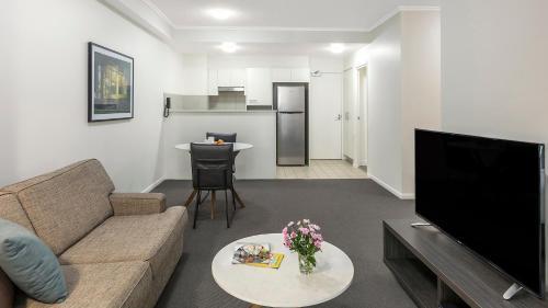 Apartments @ 212 Margaret
