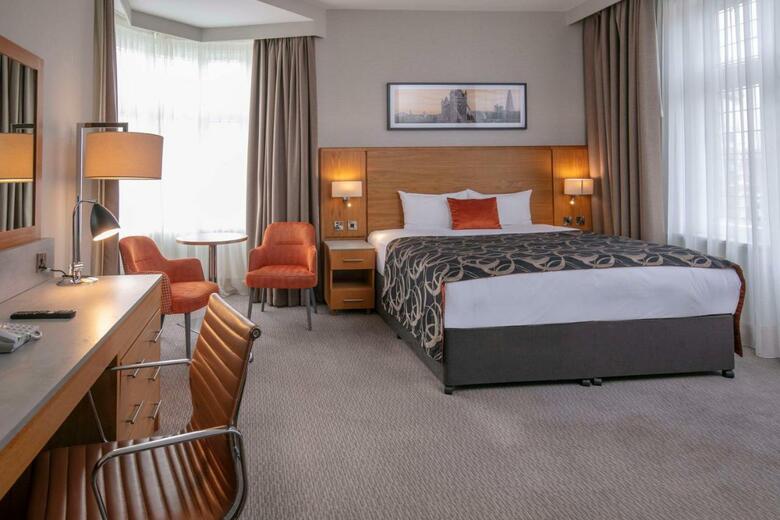 Hotel Crown Moran