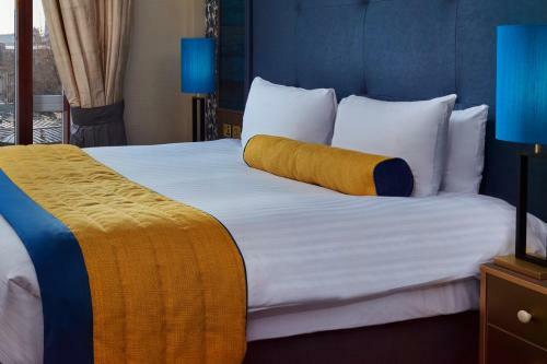 Leonardo Royal Hotel London City