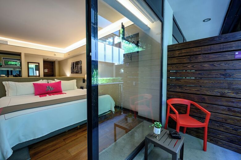 Hotel Las Suites