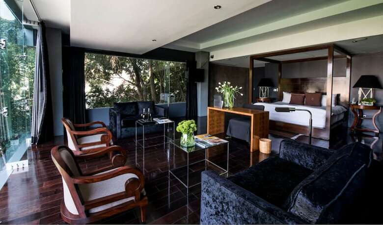 Demetria Hotel