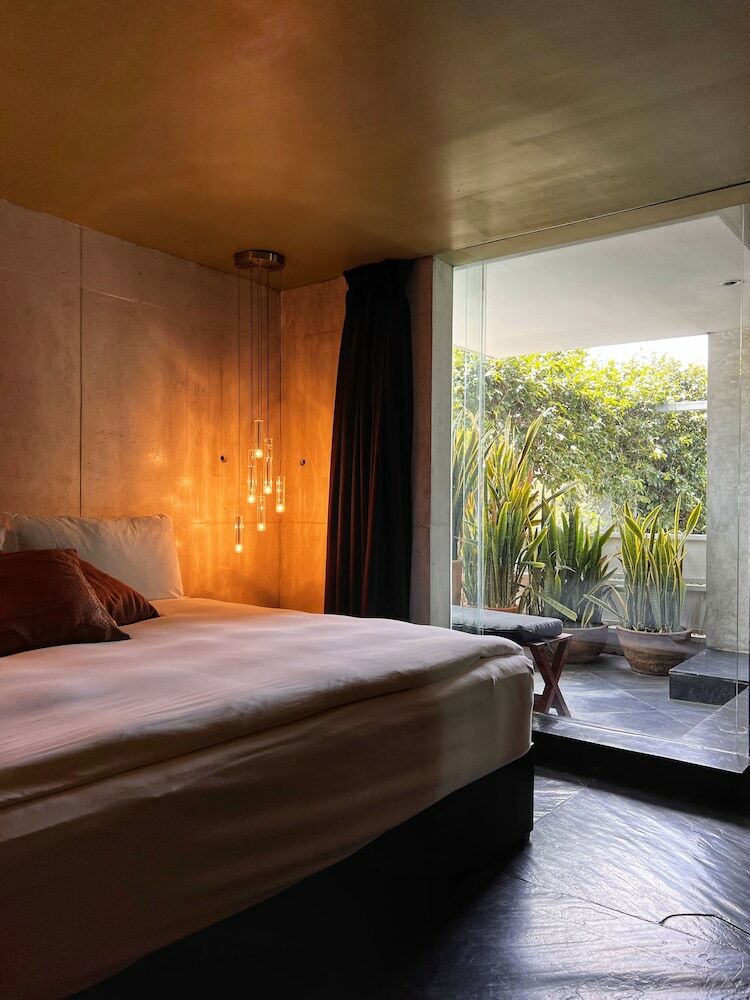 Demetria Hotel