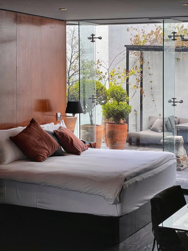 Demetria Hotel