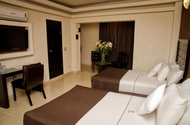 Hotel Portonovo Plaza Guadalajara