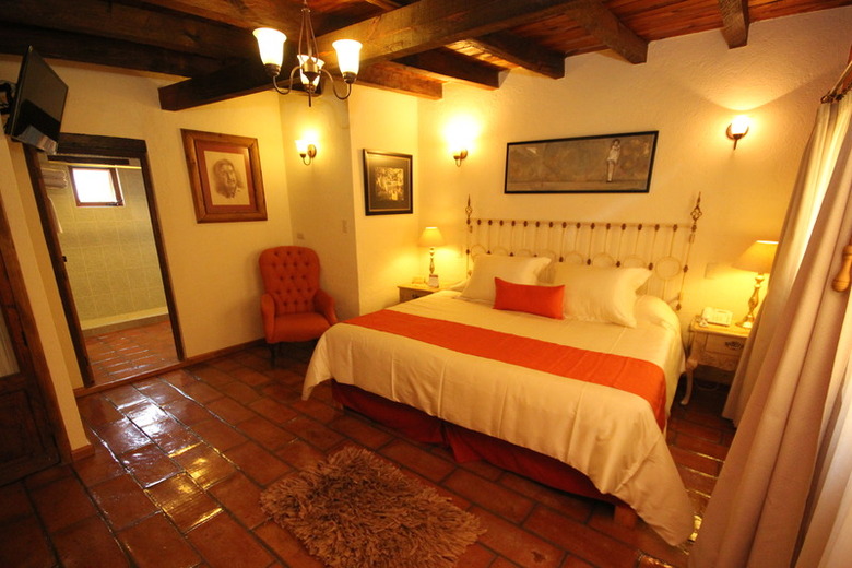 Hotel El Meson De Los Poetas