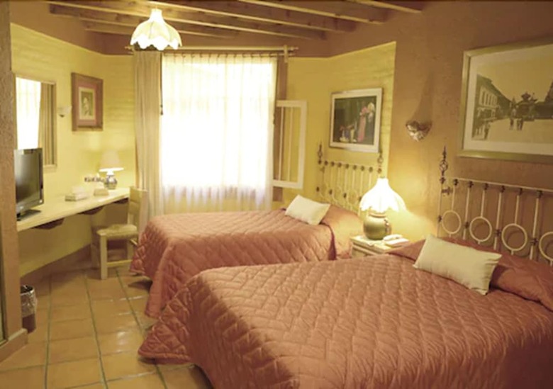 Hotel El Meson De Los Poetas
