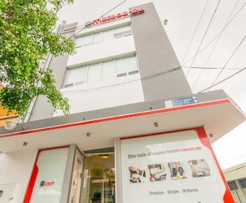 Hotel Mateos 1215