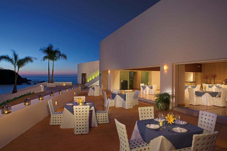 Hotel Secrets Huatulco Resort And Spa