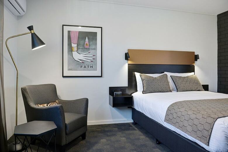 Hotel Cbd Motor Inn