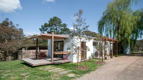 Red Hill Ridge - Stunning Unique Property Set On A 157-acre Farm