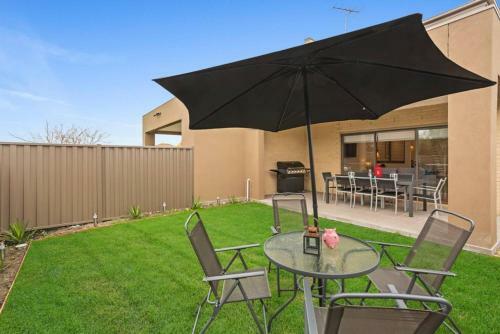 Dromana Beach House For Two Families.
