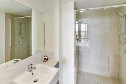 Direct Hotels - North Shore Kawana