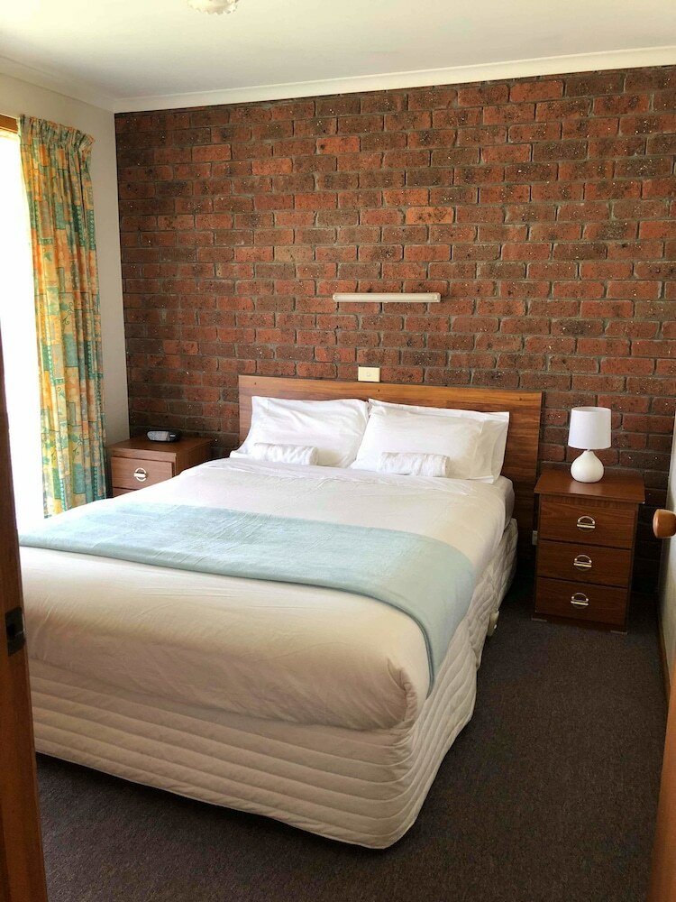Motel Lakes Jakaranda Holiday Units